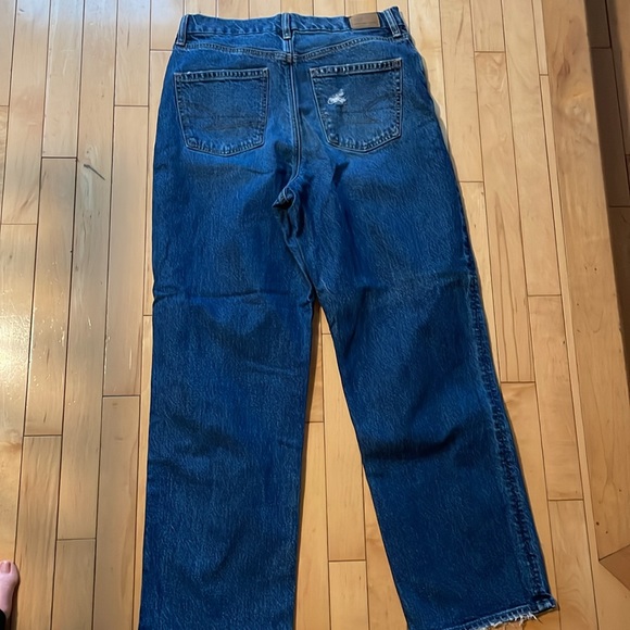 American Eagle Curvy 90s straight Size 10 Regular - Picture 2 of 5